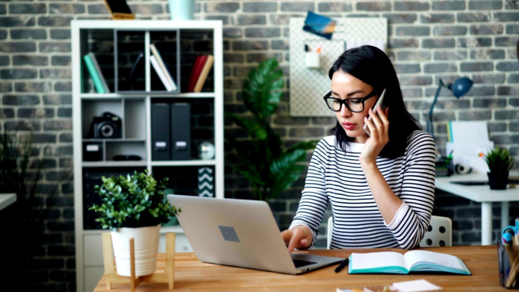 Students working on ensemble learning models in financial context